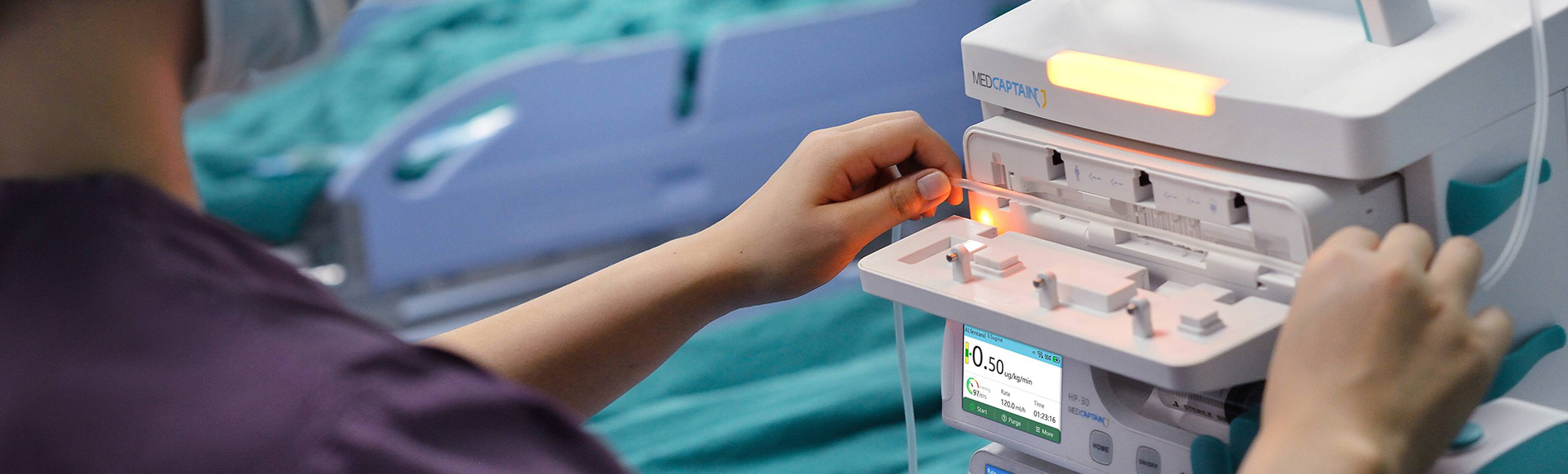 EQUIMED Equipamiento + Productos Médicos